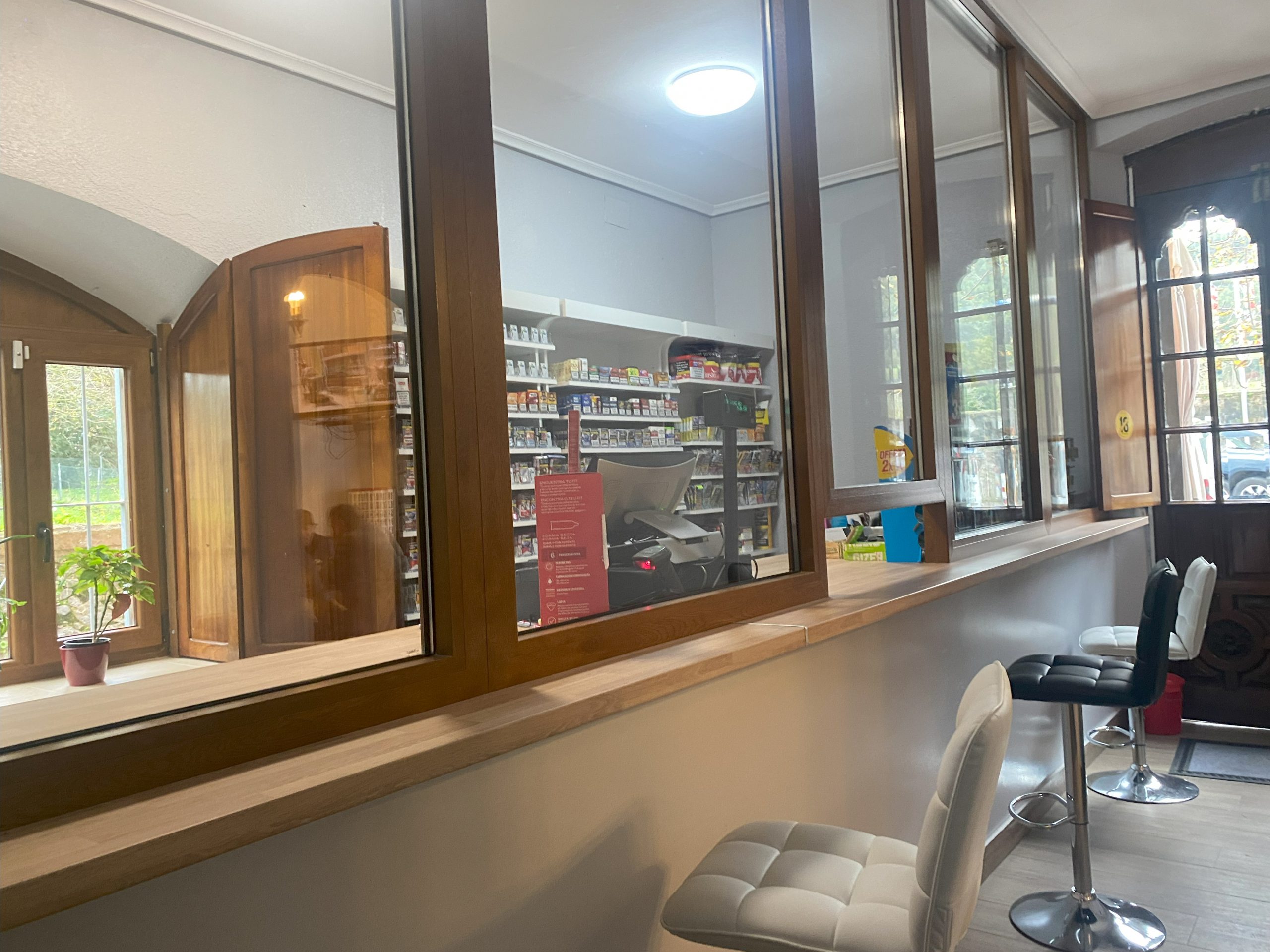 La Taberna de Moises. Estanco