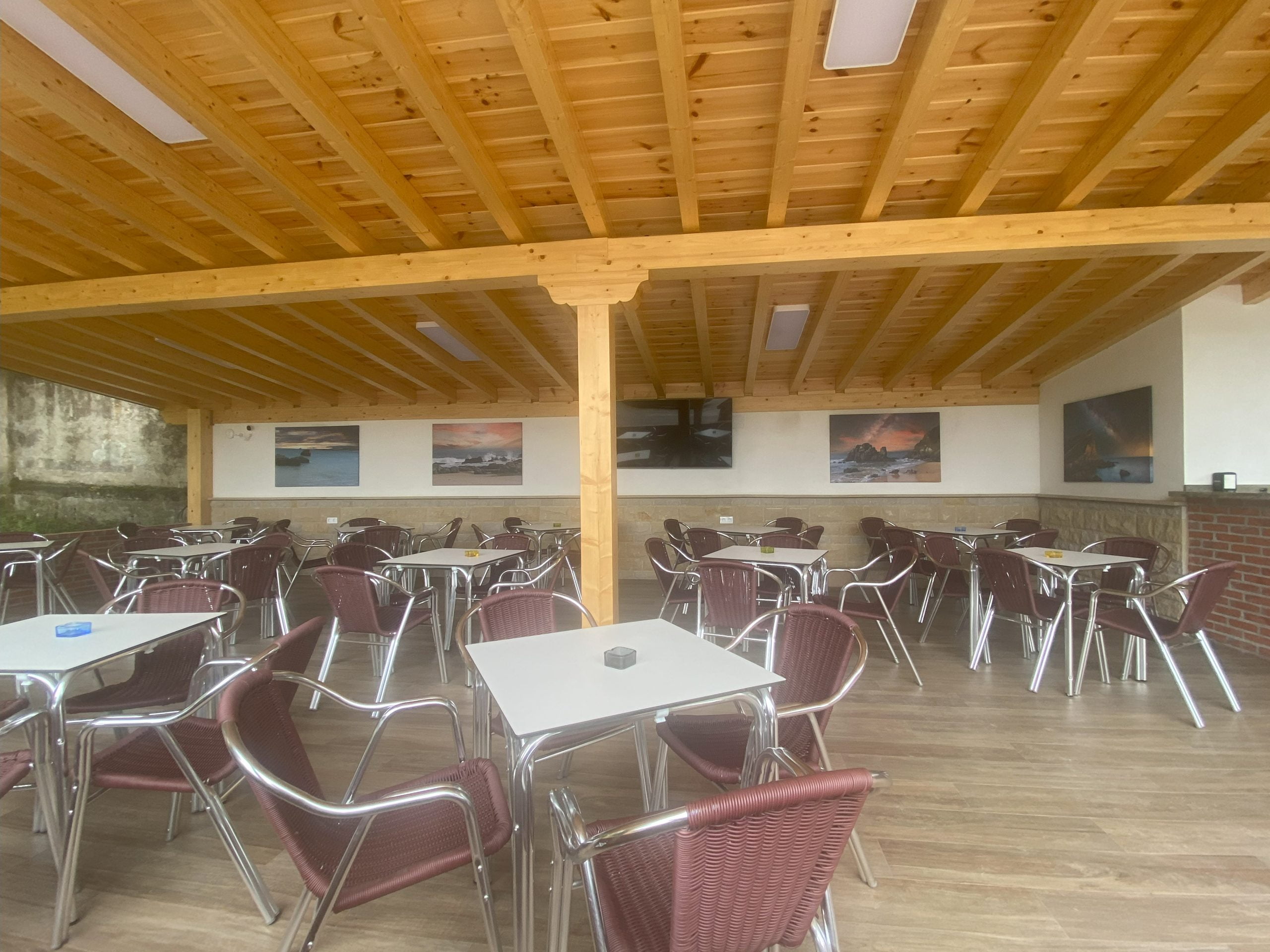 La Taberna de Moises. Terraza